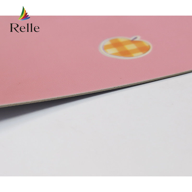 Pavimenti per l'asilo di sicurezza in PVC Pavimenti in vinile colorati per più di 600 tipi