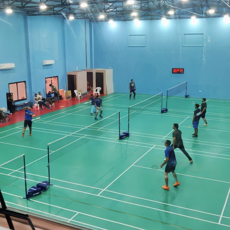 Installazione di relle in PVC 6 mm per pavimenti per tappeti da badminton per sport