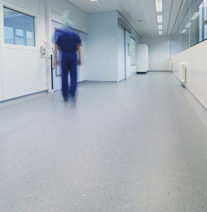 Pavimenti in plastica Relle di grado ospedaliero Linoleum omogeneo Pavimenti in PVC in vinile Italia Piastra