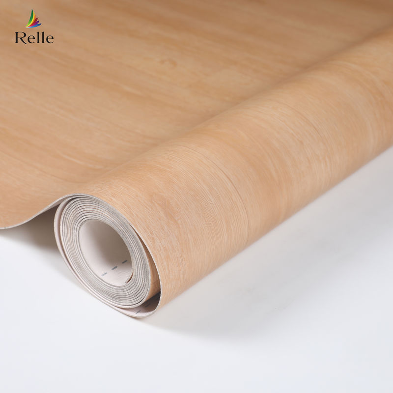 Pavimento in PVC per hotel con design simile al legno larghezza 2m 79