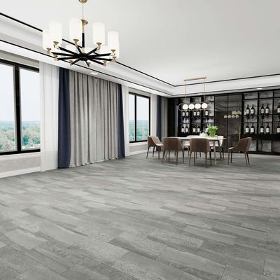 Piastrelle di vinile in PVC antiscivolo per pavimenti sportivi nei palestri delle scuole